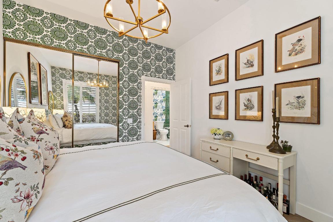 231 E Tall Oaks Cir Palm Beach Gardens, FL 33410