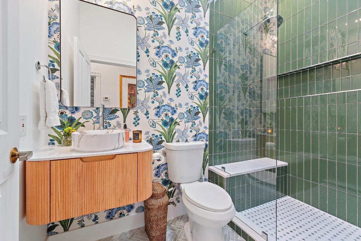 231 E Tall Oaks Cir Palm Beach Gardens, FL 33410