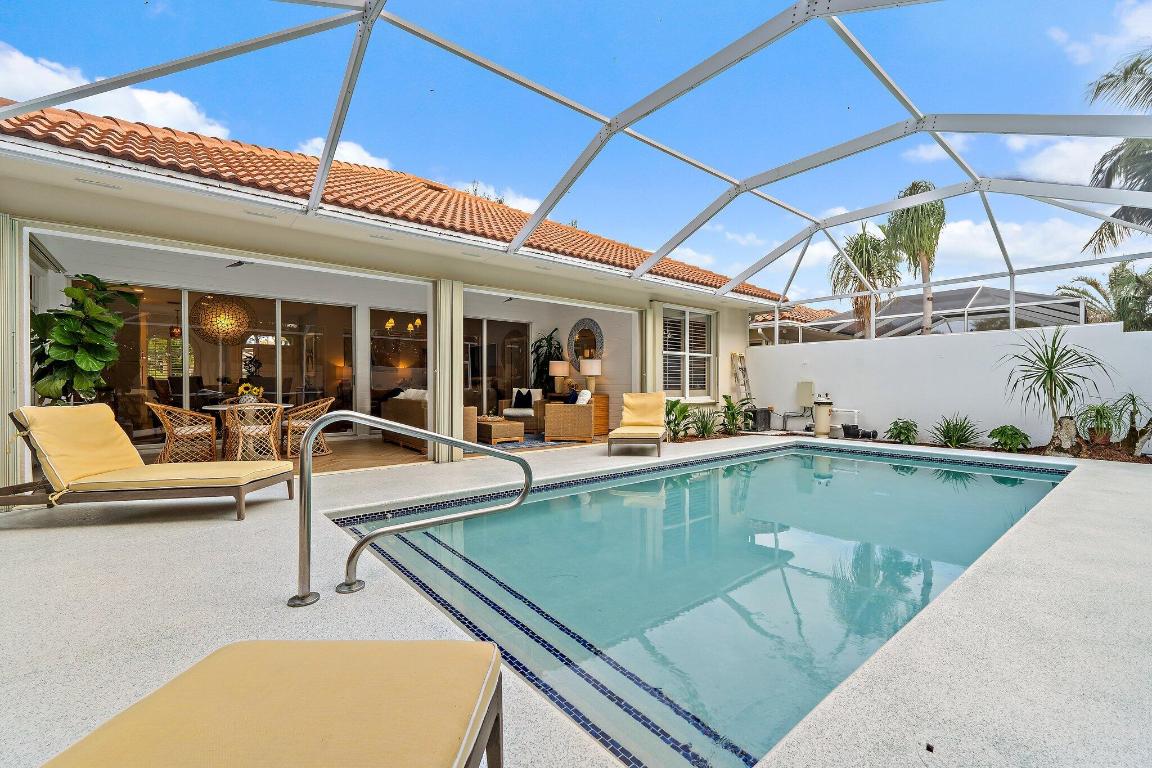 231 E Tall Oaks Cir Palm Beach Gardens, FL 33410