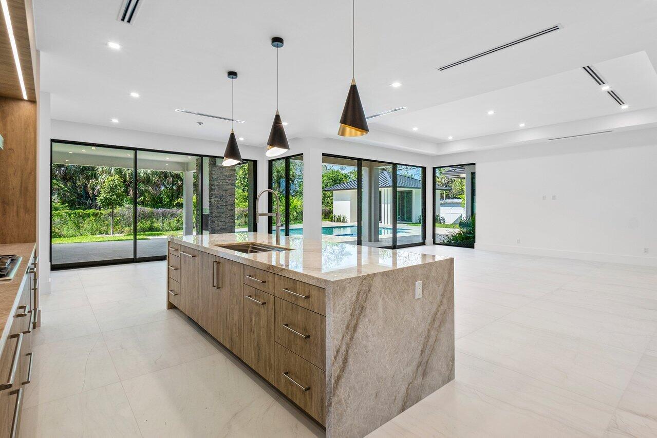 3100 Palm Dr Delray Beach, FL 33483