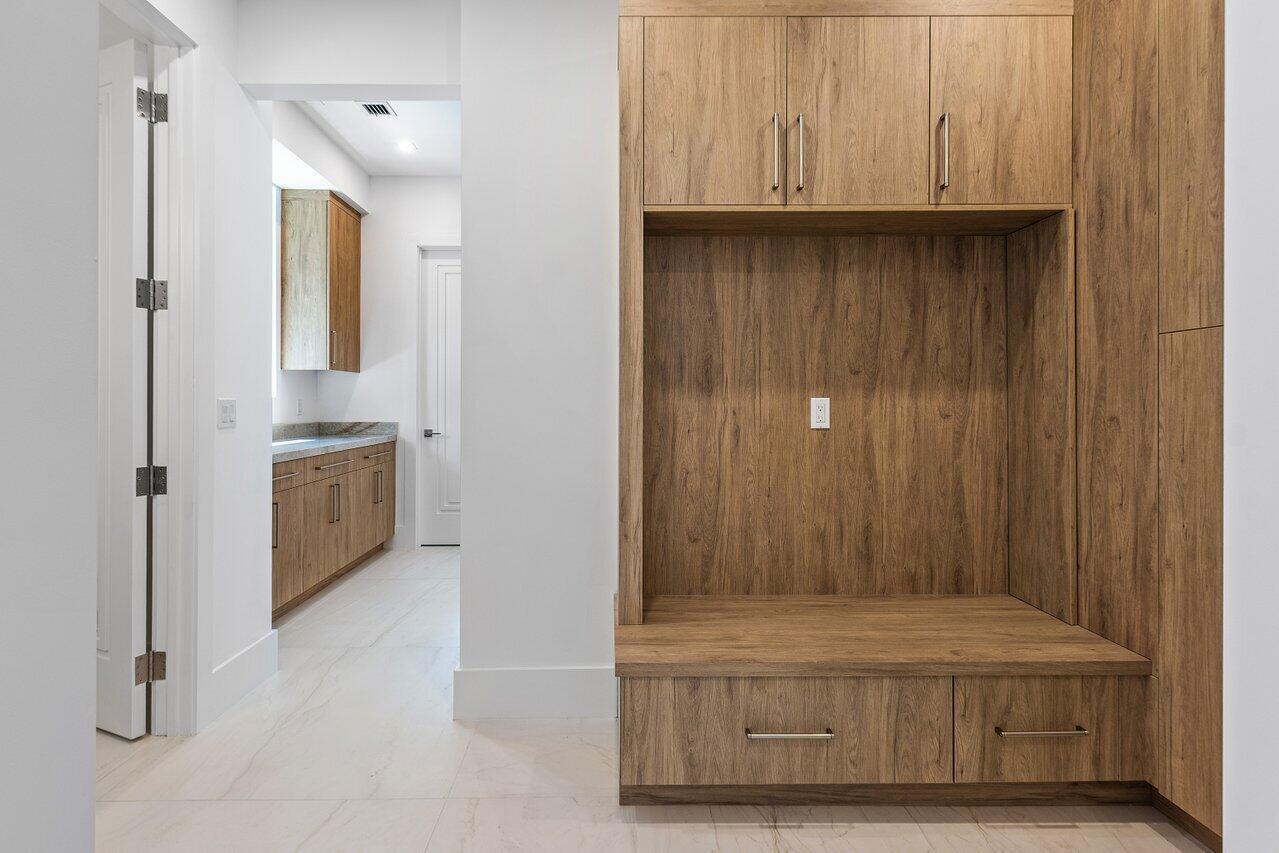 3100 Palm Dr Delray Beach, FL 33483