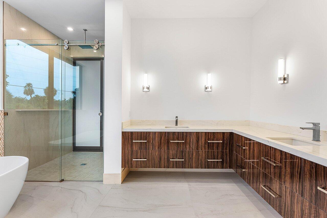 3100 Palm Dr Delray Beach, FL 33483