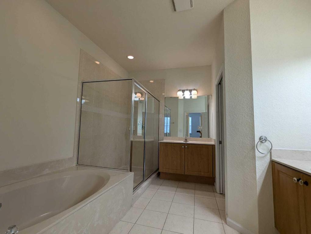 221 Greenwich #208 Jupiter, FL 33458