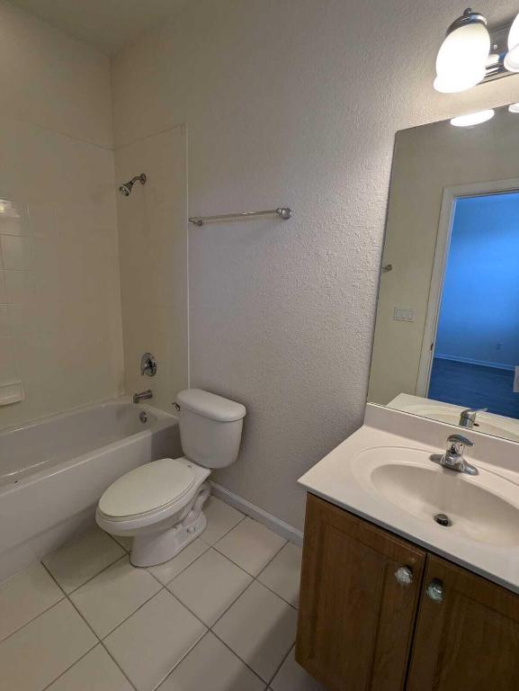 221 Greenwich #208 Jupiter, FL 33458