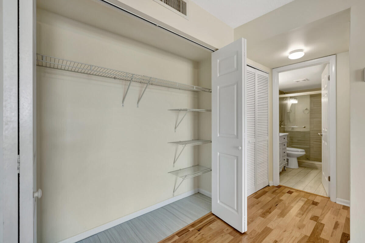 150 Pineview #B2 Jupiter, FL 33469