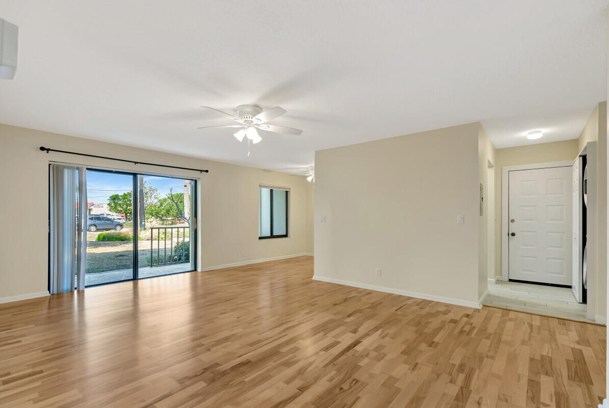 150 Pineview #B2 Jupiter, FL 33469