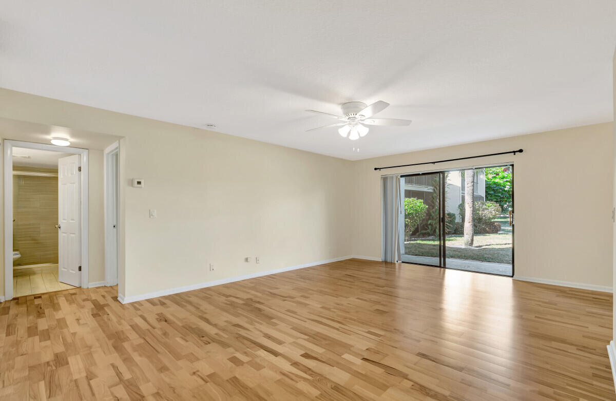 150 Pineview #B2 Jupiter, FL 33469