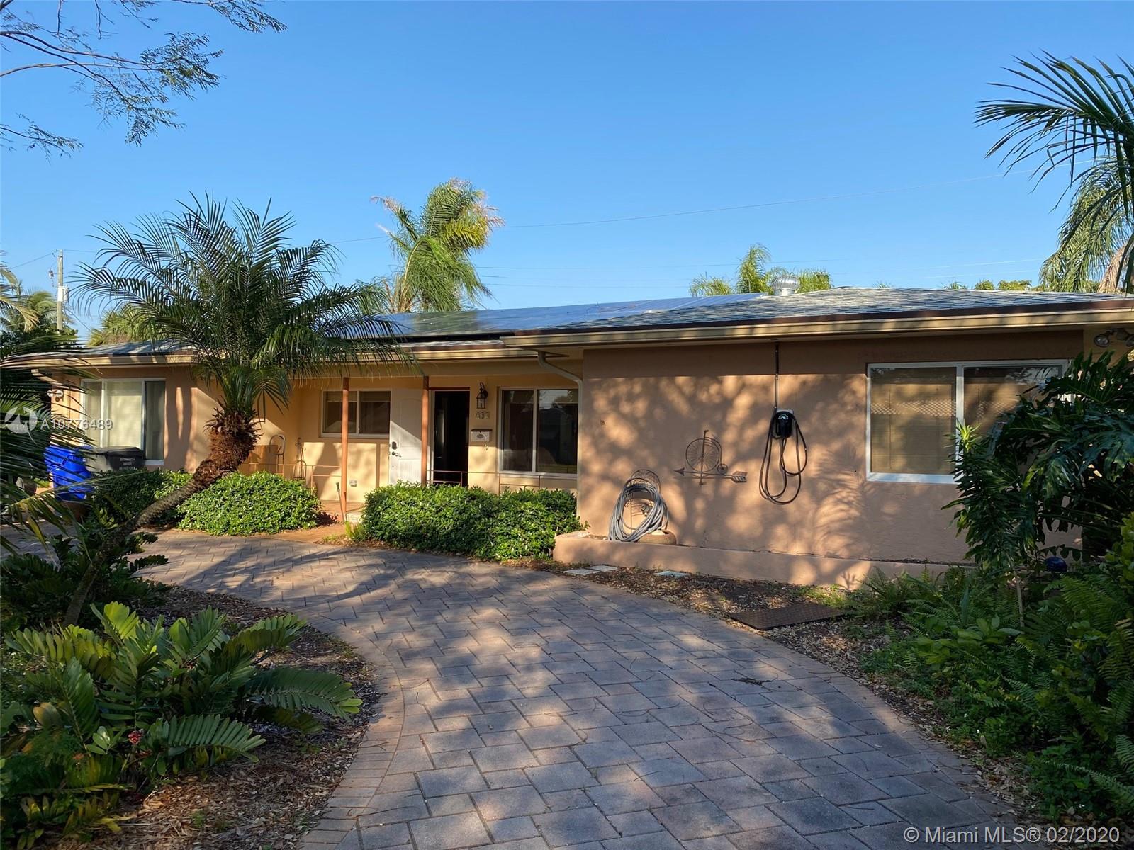223 S 57th Way