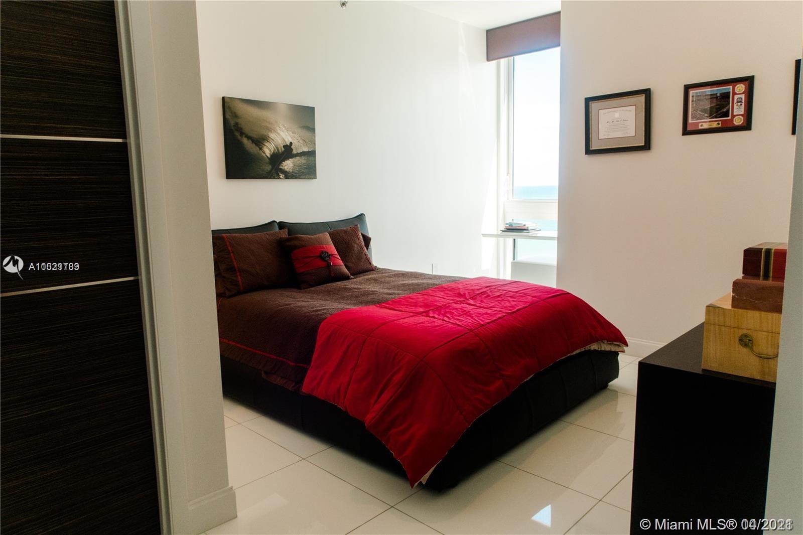 15811 Collins Ave #1401 Sunny Isles Beach, FL 33160