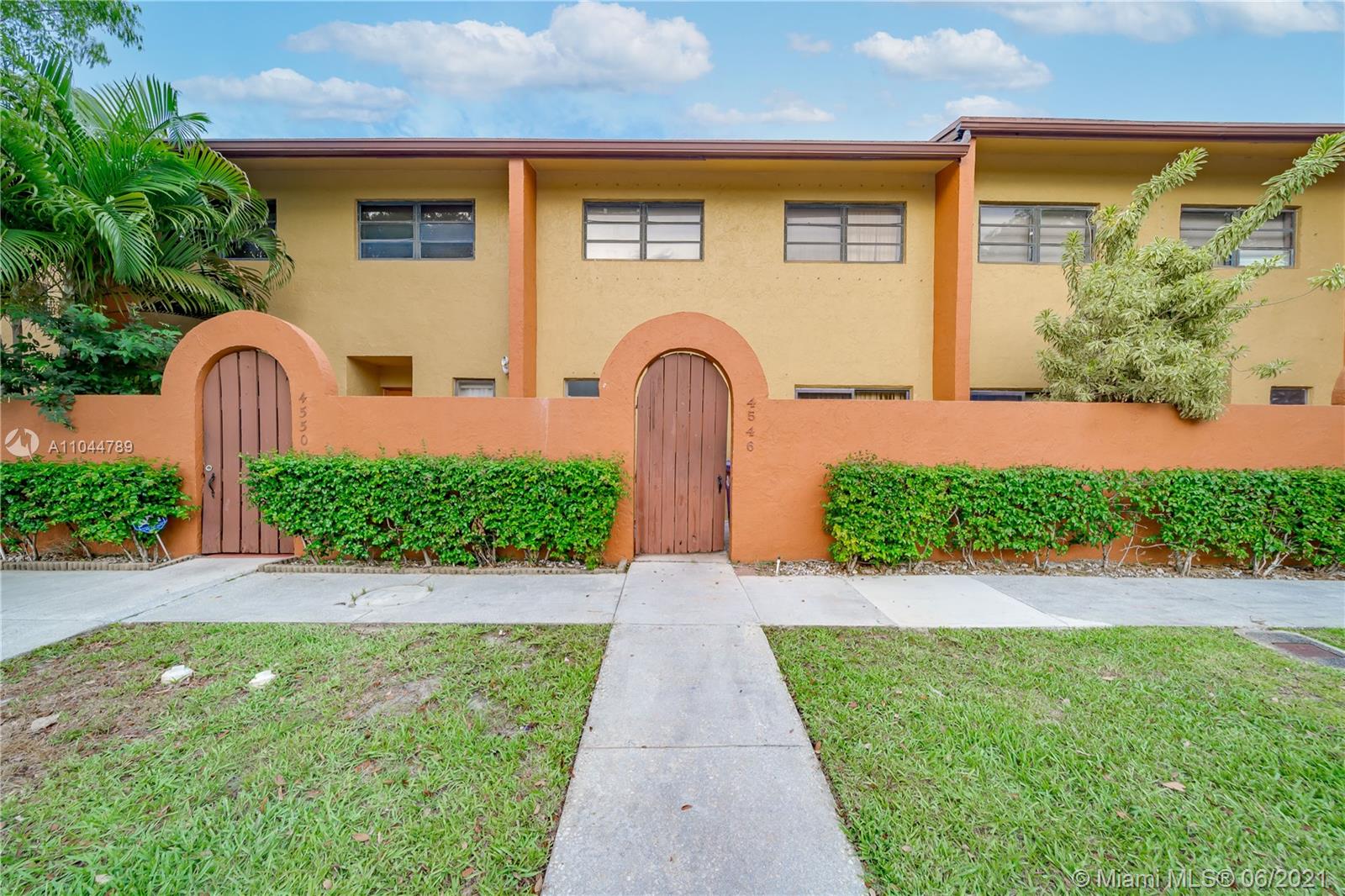 4546 NW 90th Ave