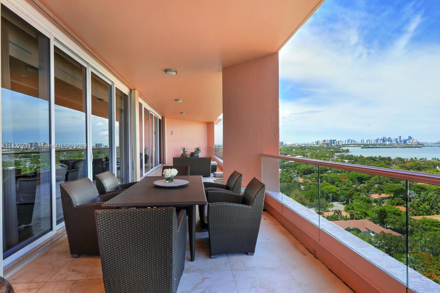image Gables Club Tower II18