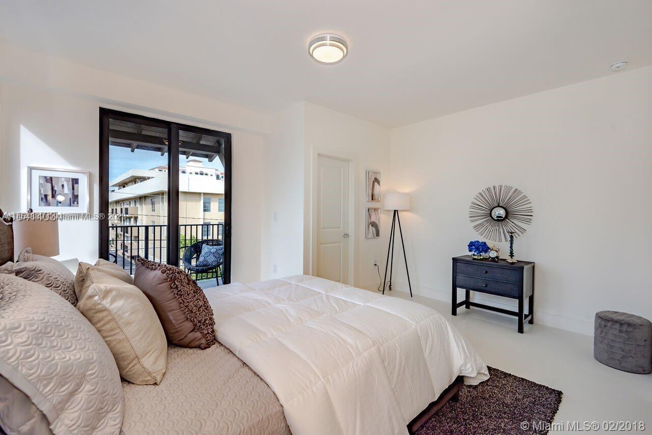 image AMALFI IN THE GABLES COND14