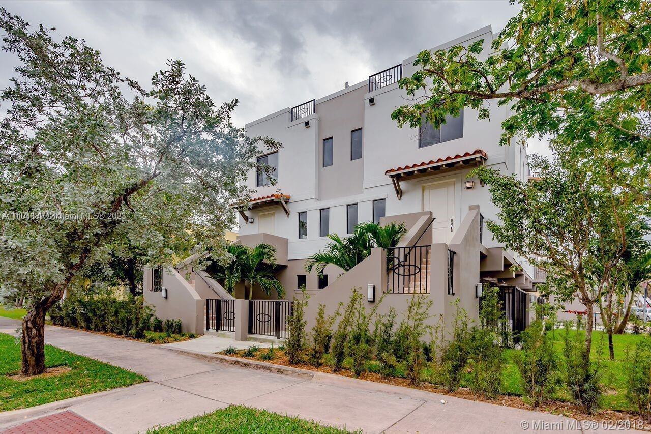 image AMALFI IN THE GABLES COND5