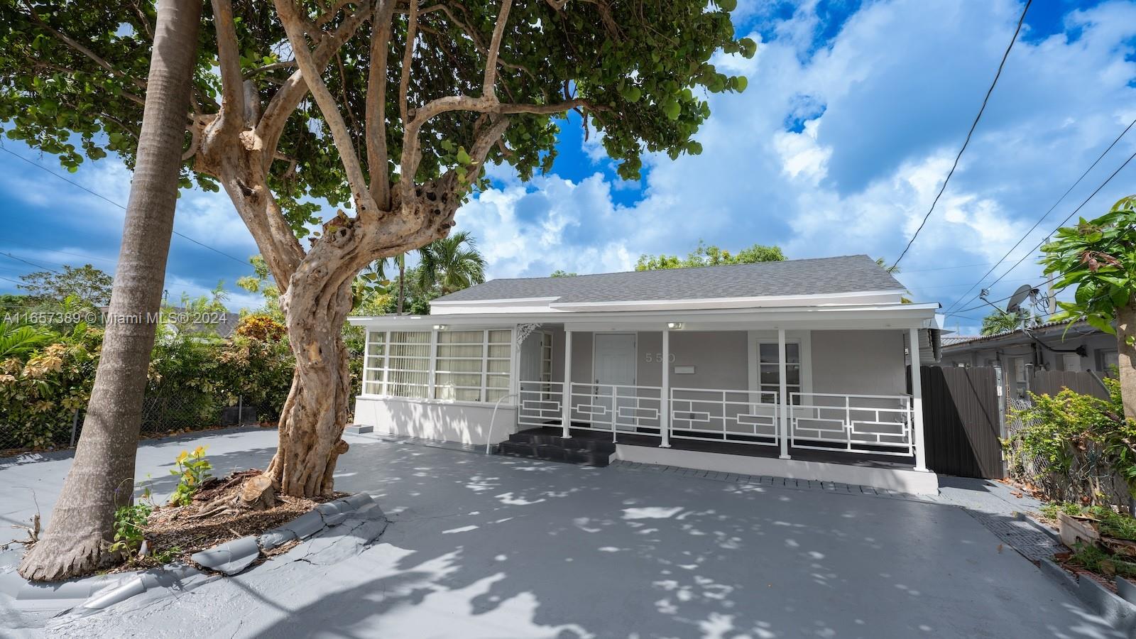 550 NW 43rd,Miami, FL 33126