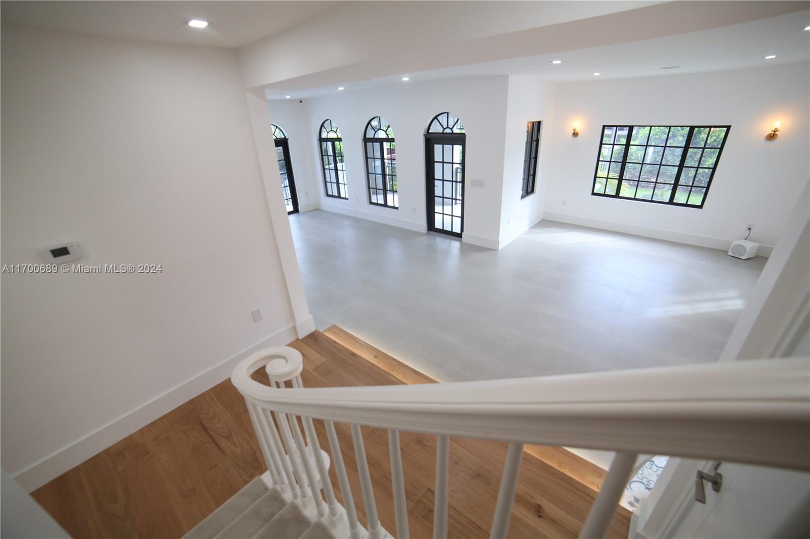 1345 Hollywood Blvd Hollywood, FL 33019