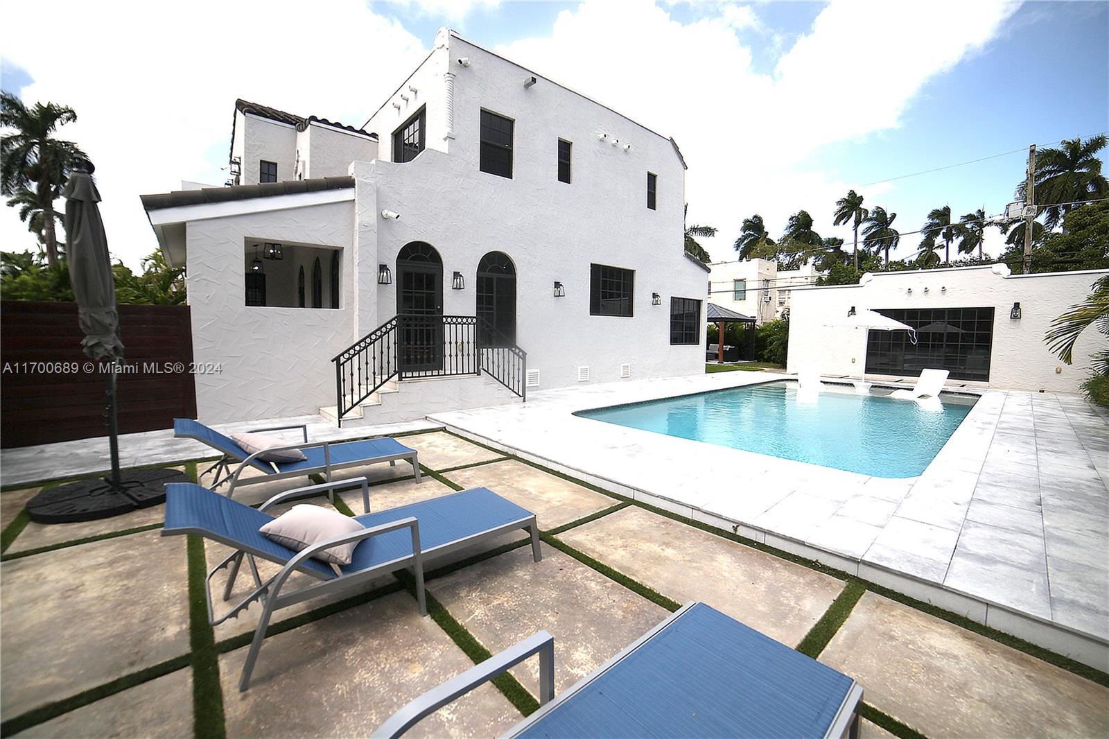 1345 Hollywood Blvd Hollywood, FL 33019