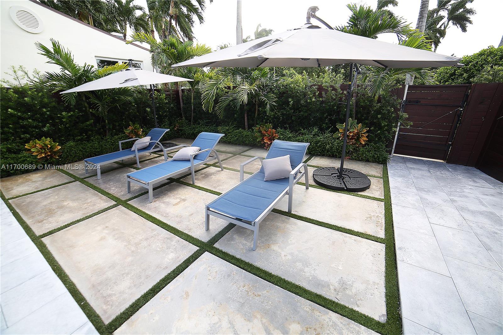 1345 Hollywood Blvd Hollywood, FL 33019