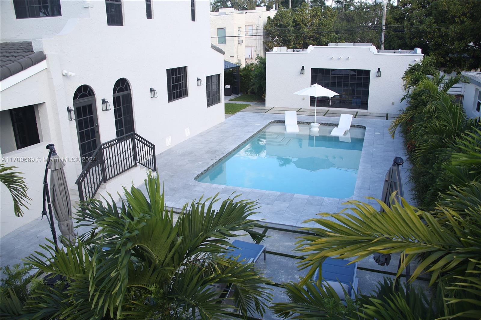 1345 Hollywood Blvd Hollywood, FL 33019