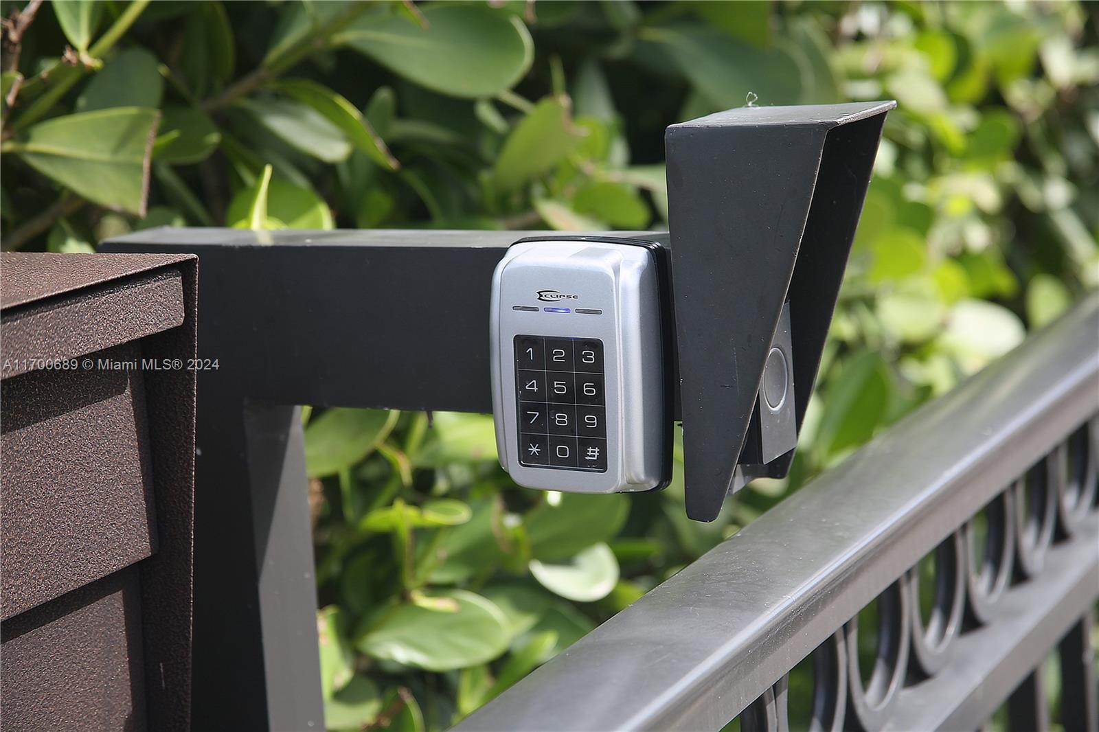 1345 Hollywood Blvd Hollywood, FL 33019