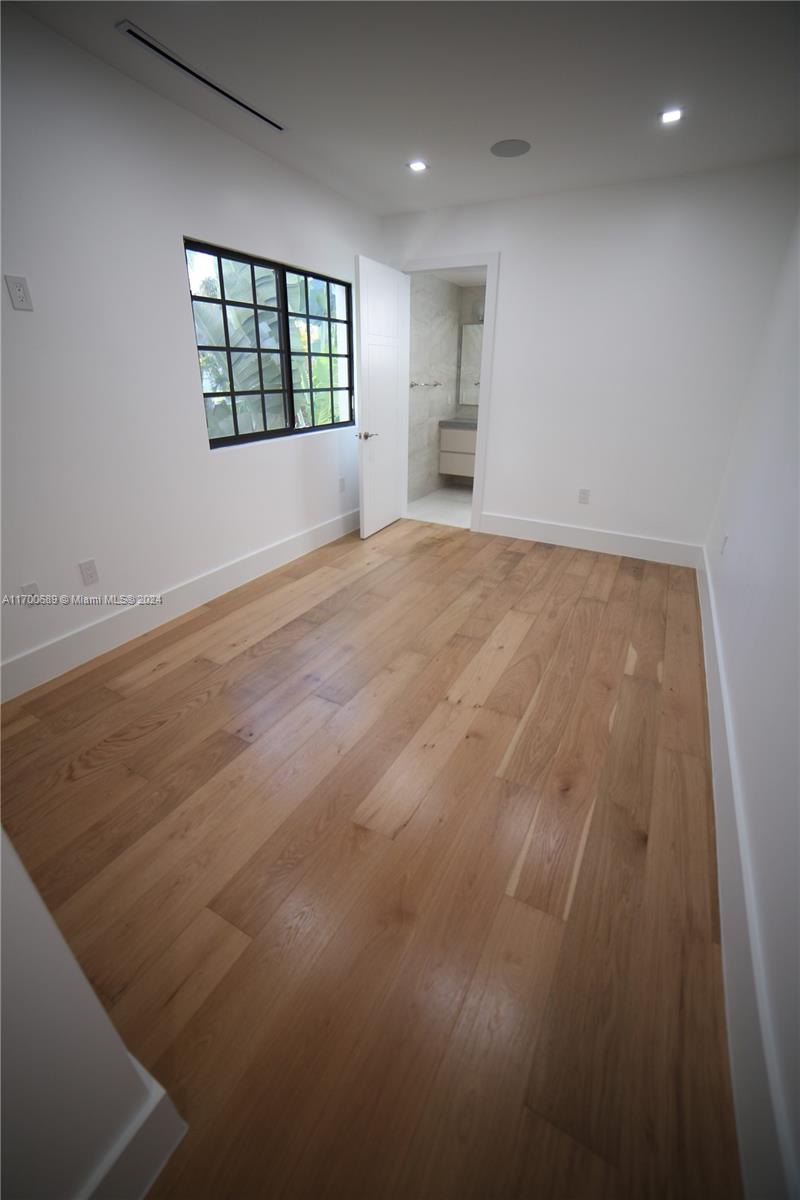 1345 Hollywood Blvd Hollywood, FL 33019