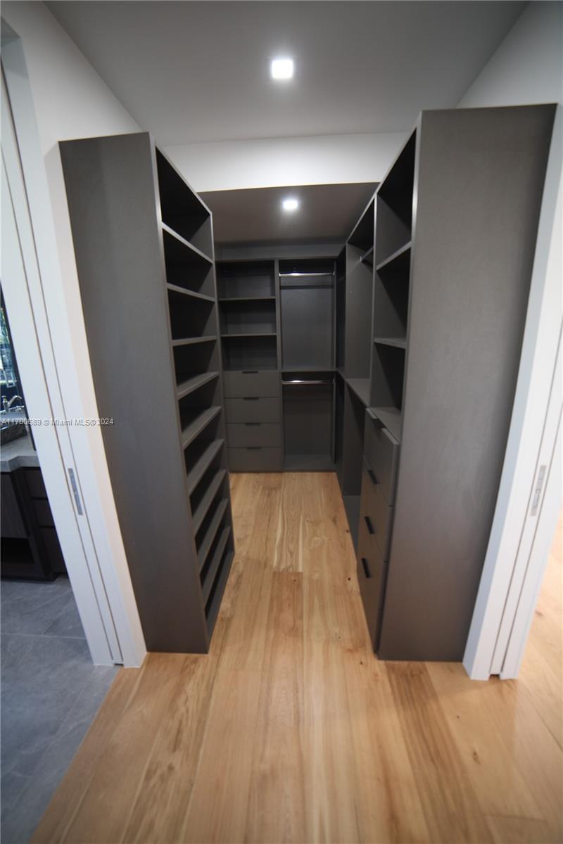 1345 Hollywood Blvd Hollywood, FL 33019