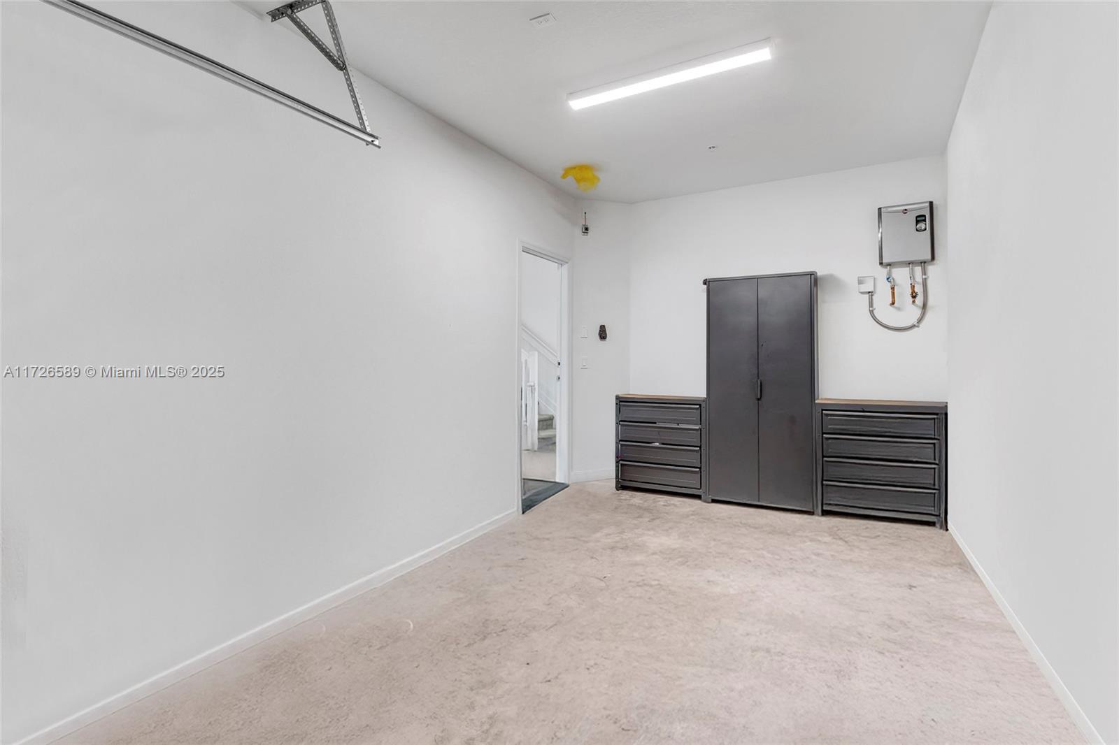 274 SW 159th Pl Pembroke Pines, FL 33027