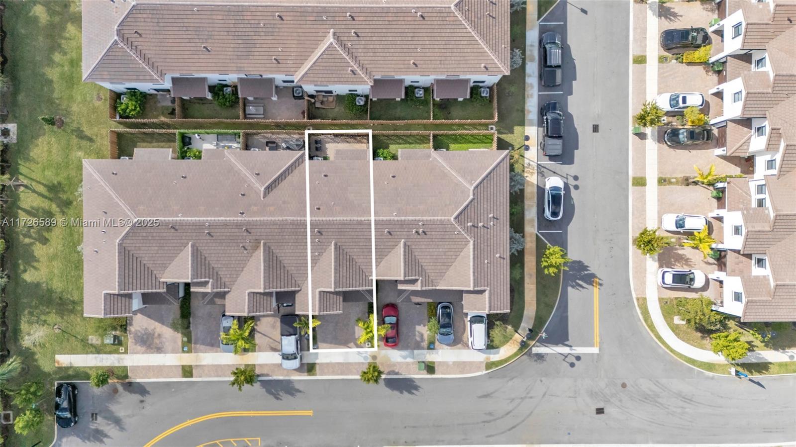 274 SW 159th Pl Pembroke Pines, FL 33027