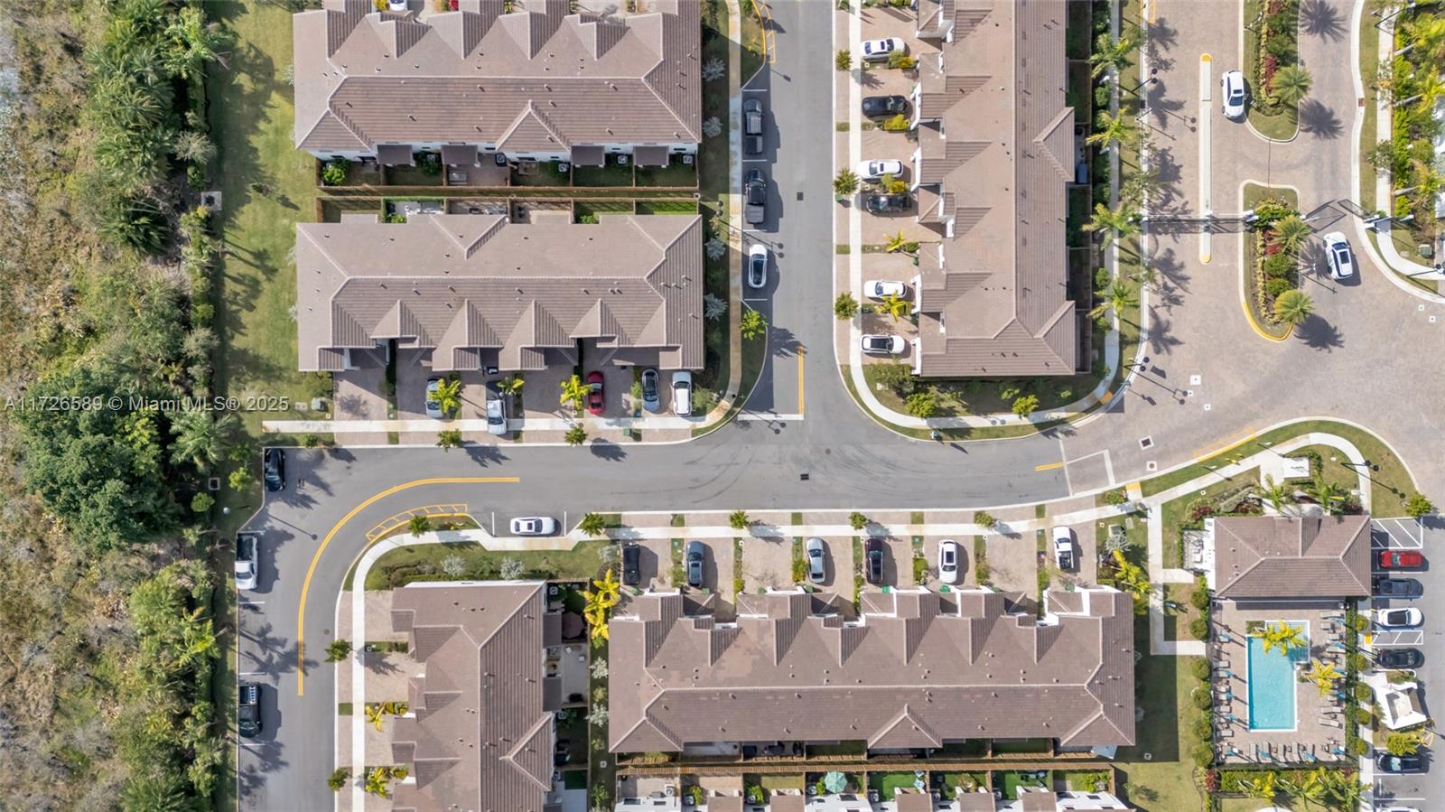 274 SW 159th Pl Pembroke Pines, FL 33027