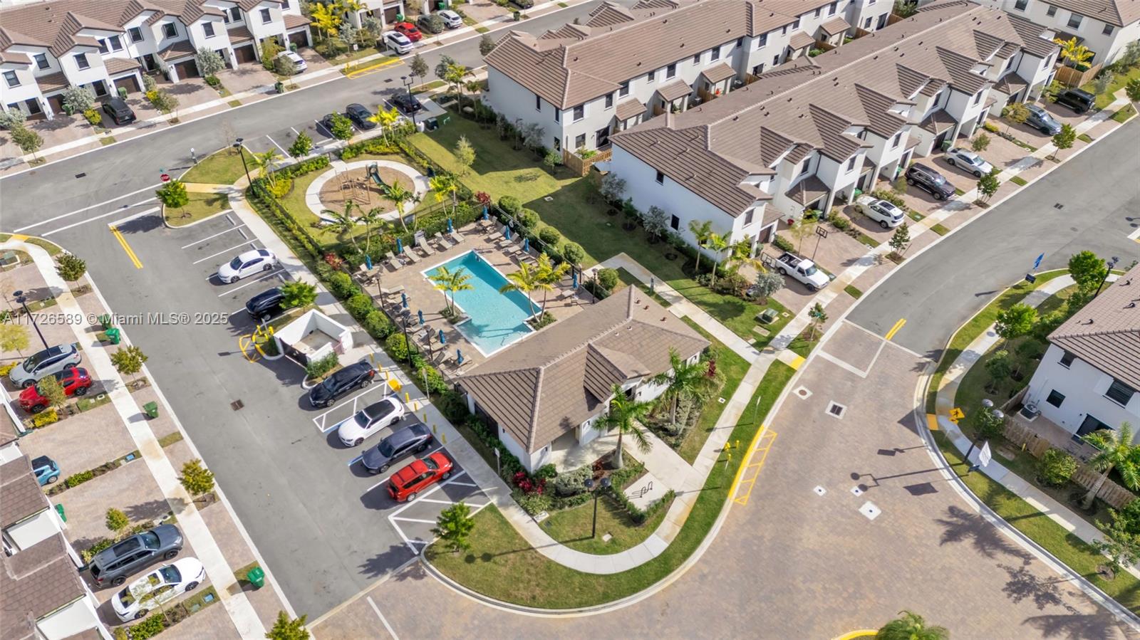 274 SW 159th Pl Pembroke Pines, FL 33027