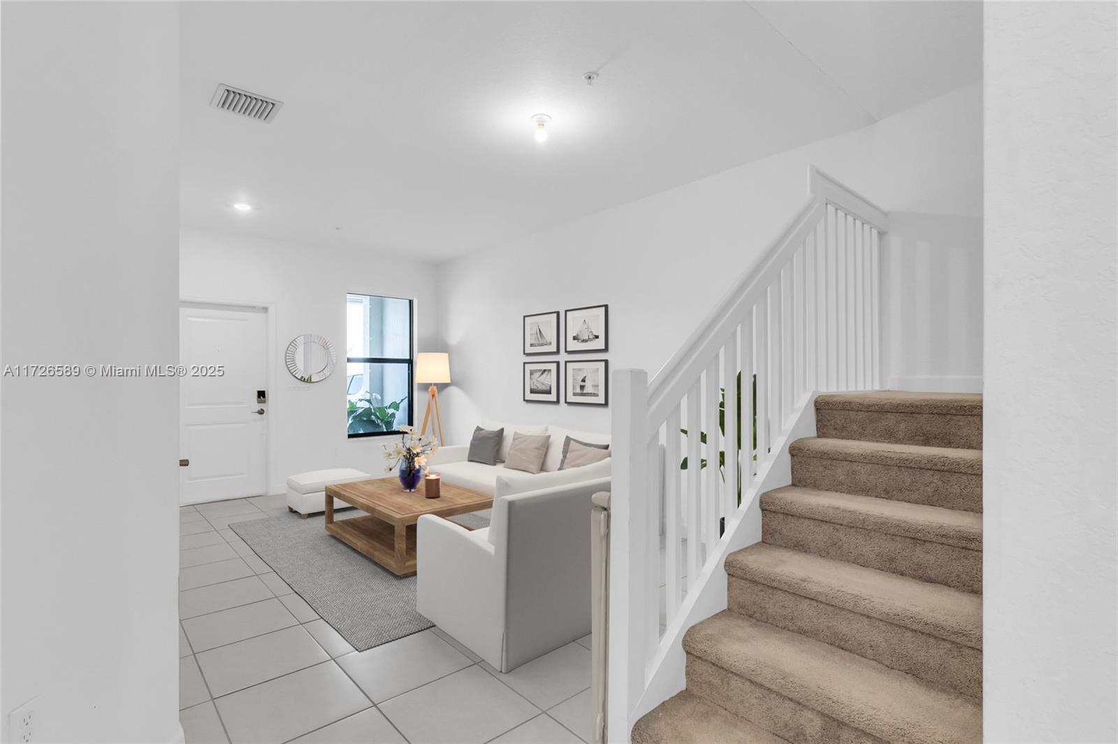 274 SW 159th Pl Pembroke Pines, FL 33027