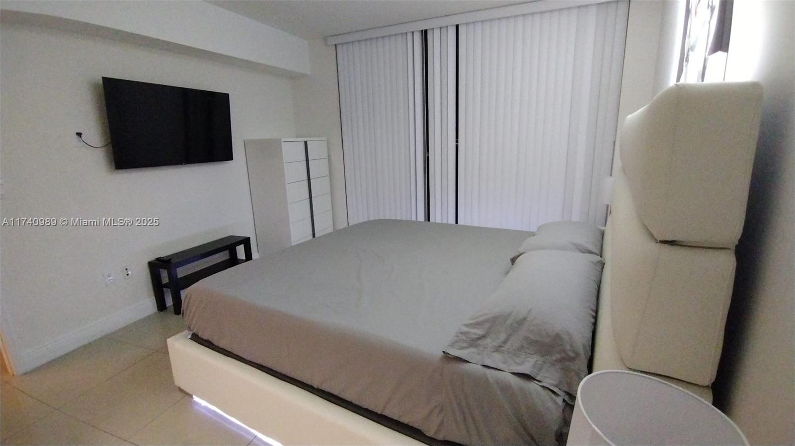 image Opera Tower Condo6