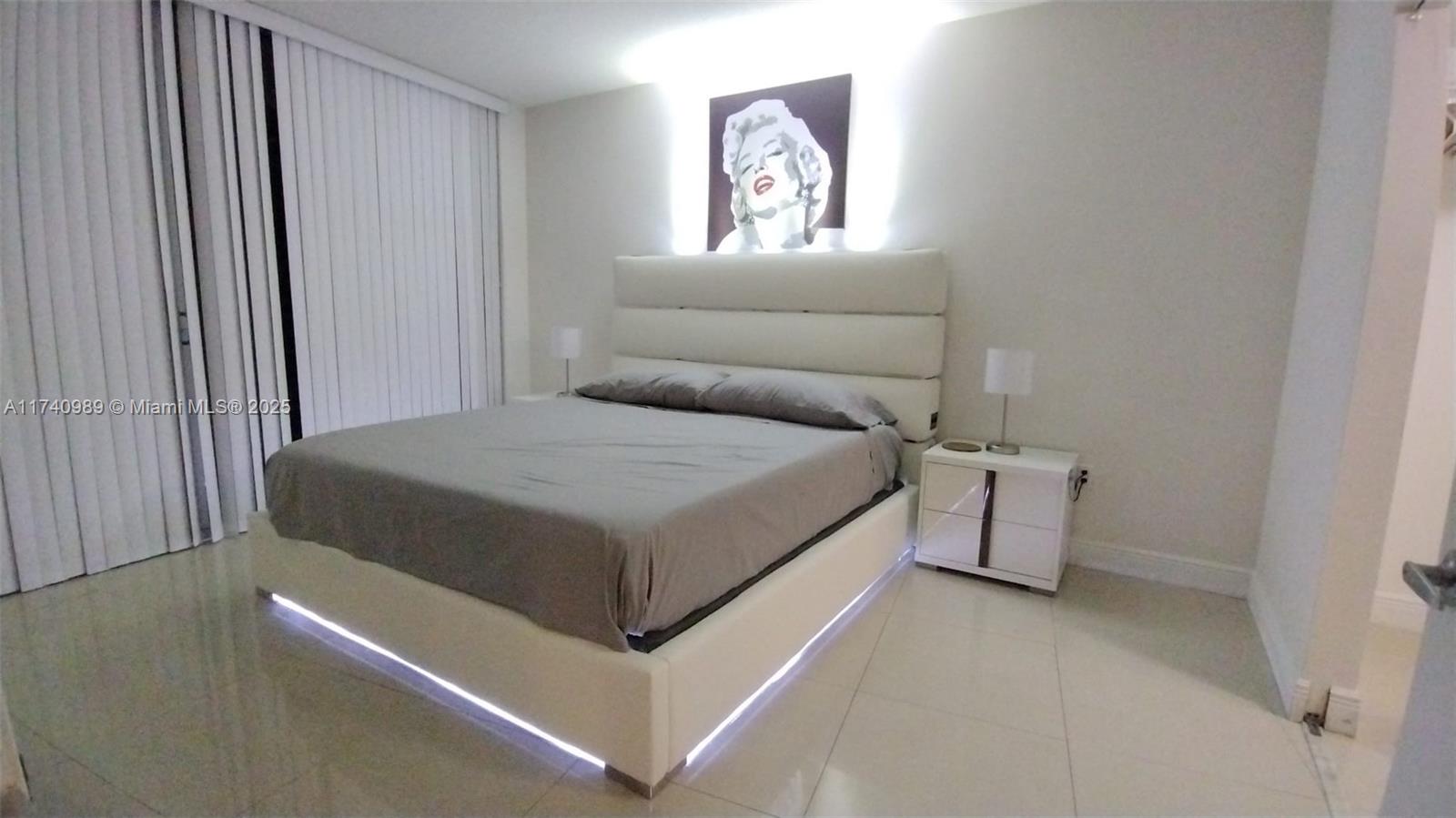image Opera Tower Condo8