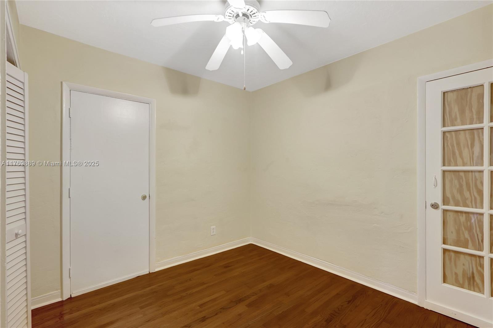 2725 SW 82nd Ave Miami, FL 33155