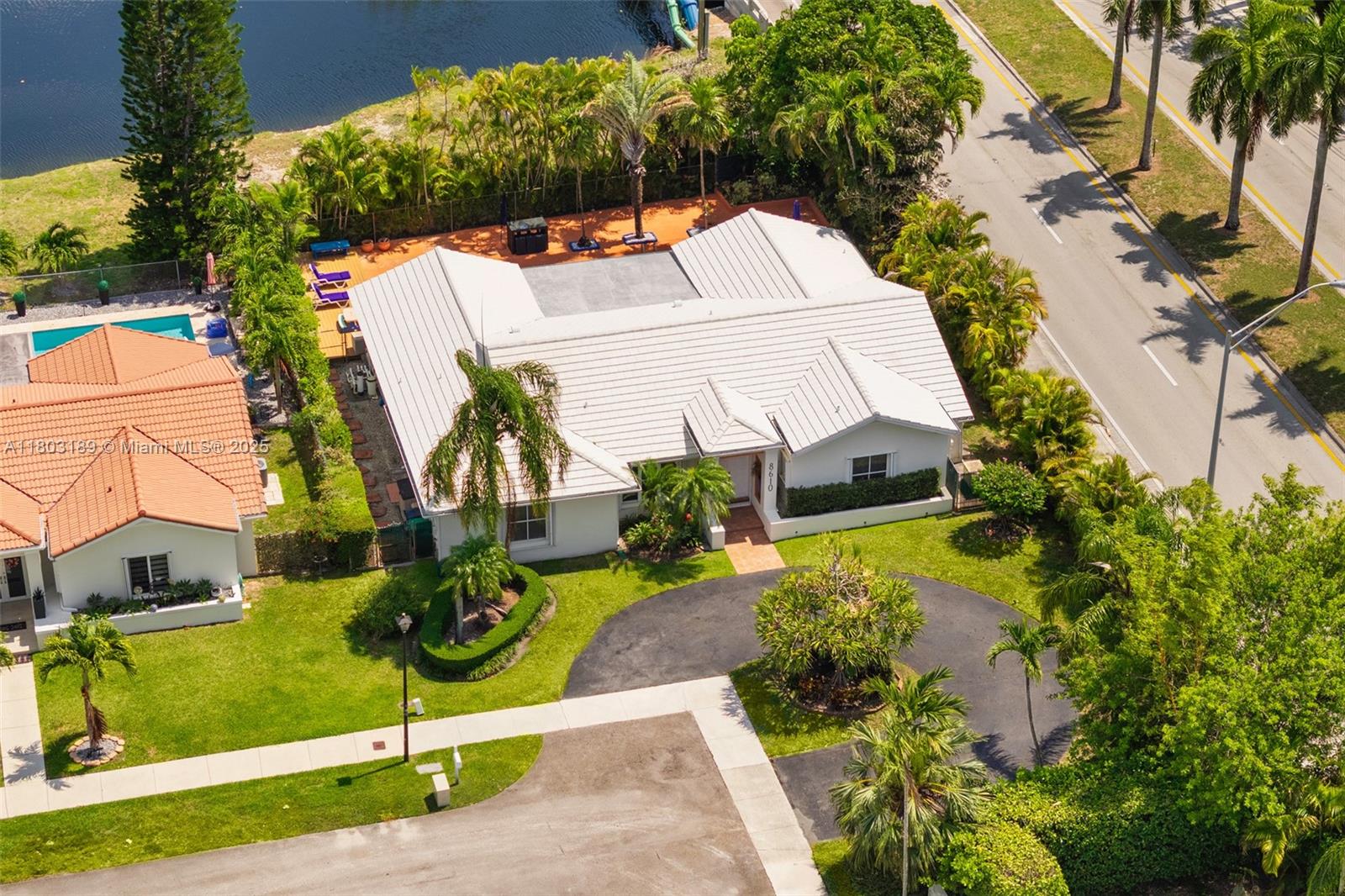 8610 SW 83rd St Miami, FL 33143 8610 SW 83rd St Miami, FL 33143