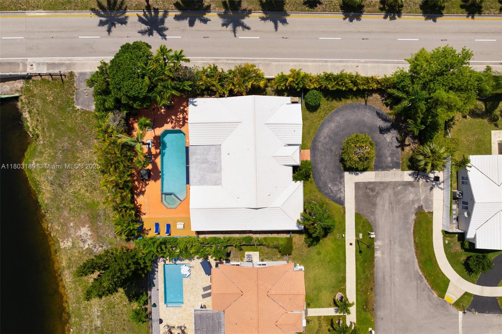 8610 SW 83rd St Miami, FL 33143 8610 SW 83rd St Miami, FL 33143