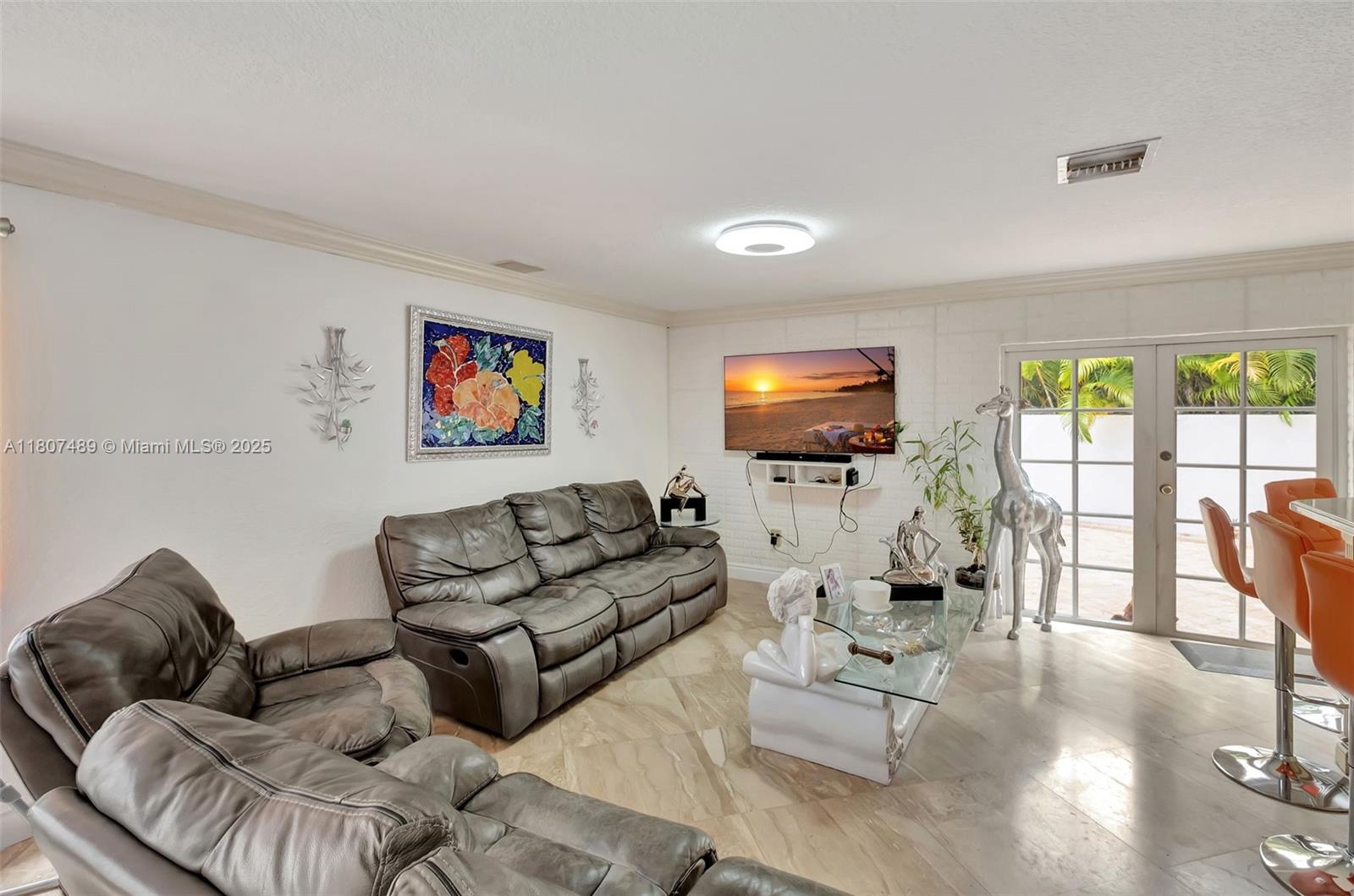 8360 NW 159th Ter Miami Lakes, FL 33016