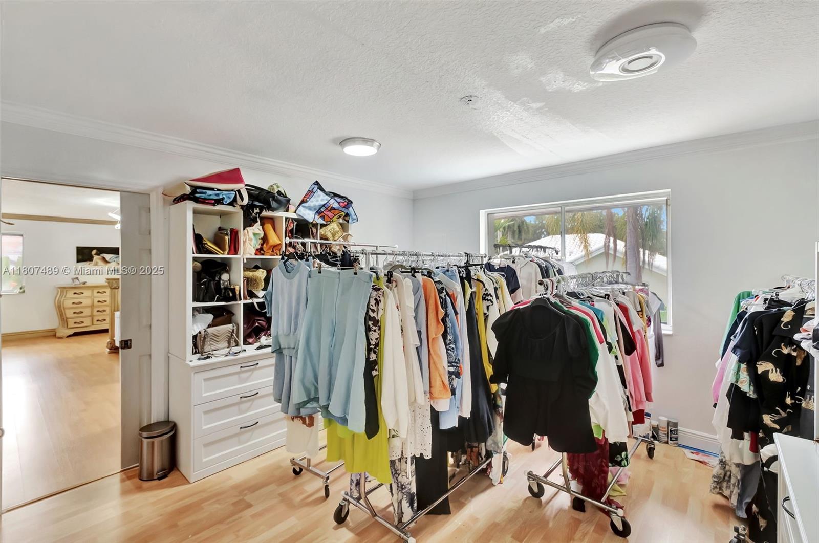 8360 NW 159th Ter Miami Lakes, FL 33016