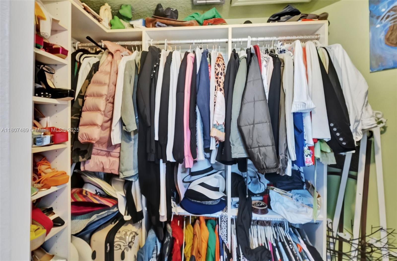 8360 NW 159th Ter Miami Lakes, FL 33016