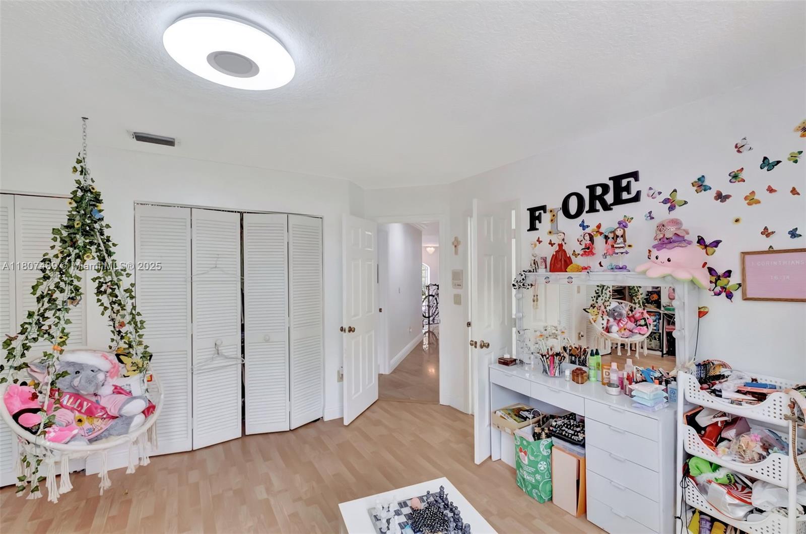 8360 NW 159th Ter Miami Lakes, FL 33016