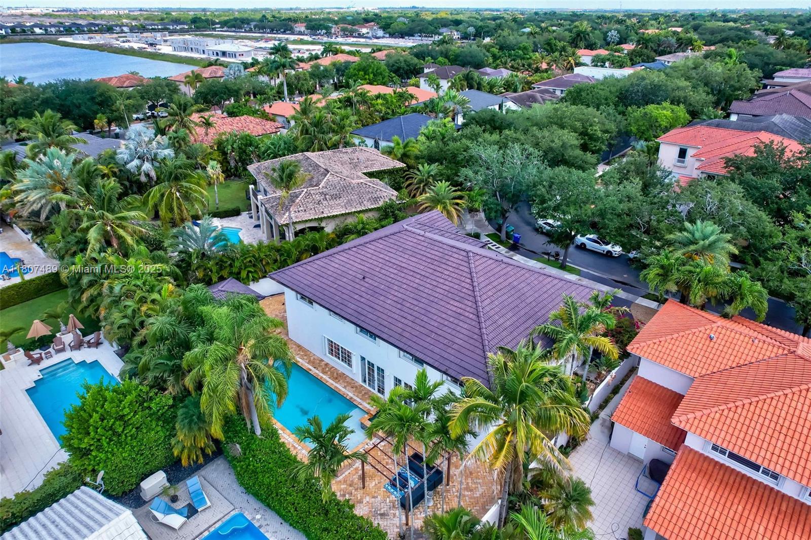 8360 NW 159th Ter Miami Lakes, FL 33016