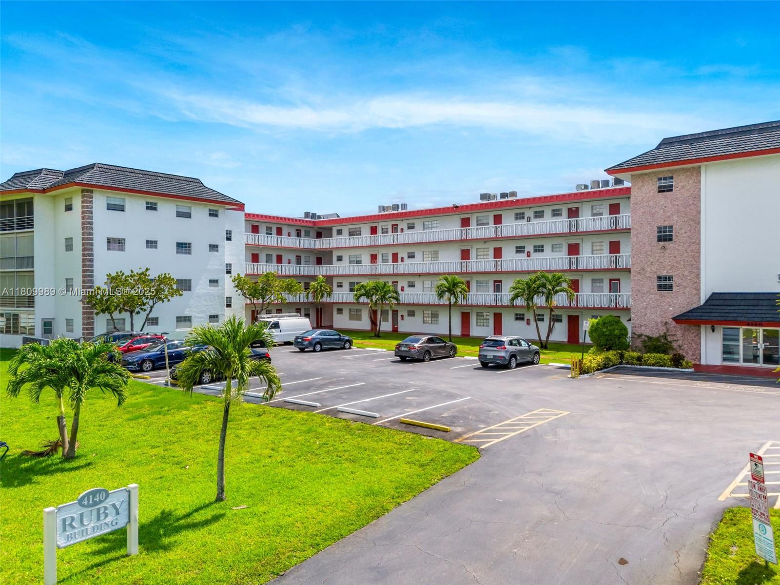 4140 NW 44th Ave #114,Lauderdale Lakes, FL 33319