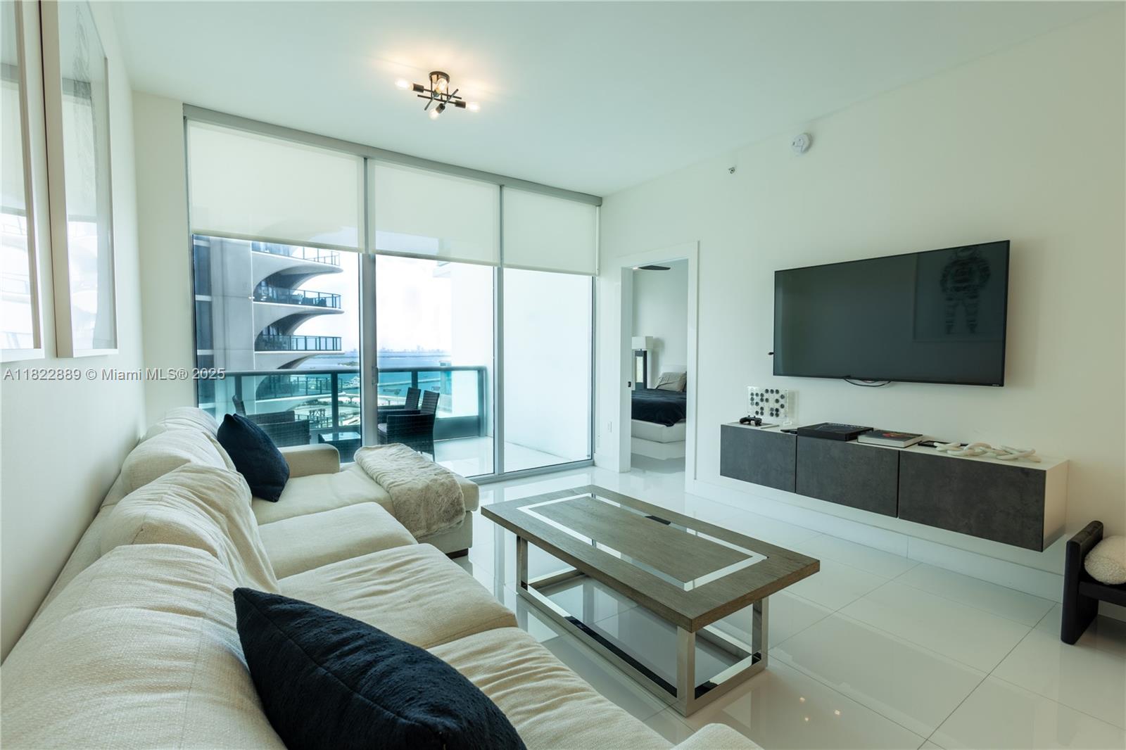 image 900 Biscayne Bay1