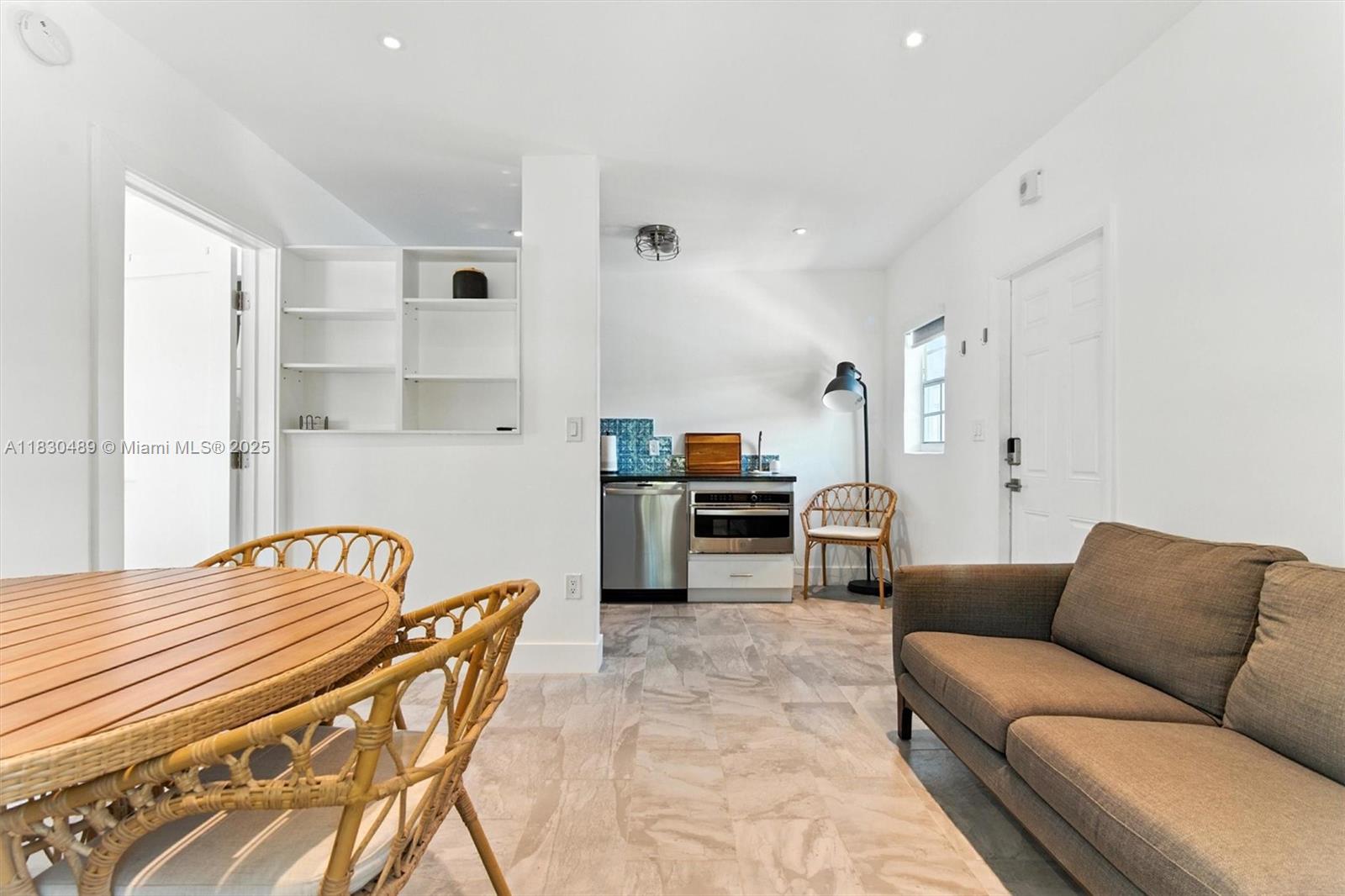 3615 Thomas Ave #16,Miami, FL 33133