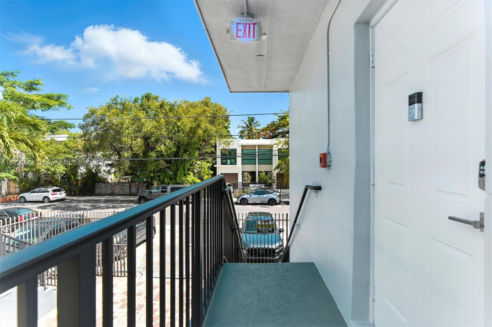 3615 Thomas Ave #16,Miami, FL 33133