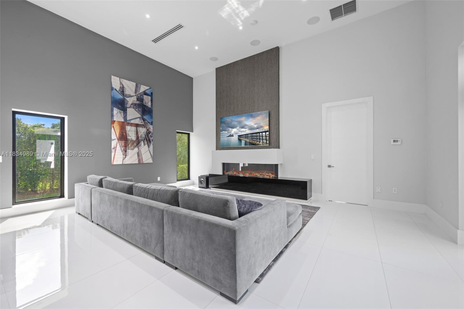 11350 NW 8th St Plantation, FL 33325