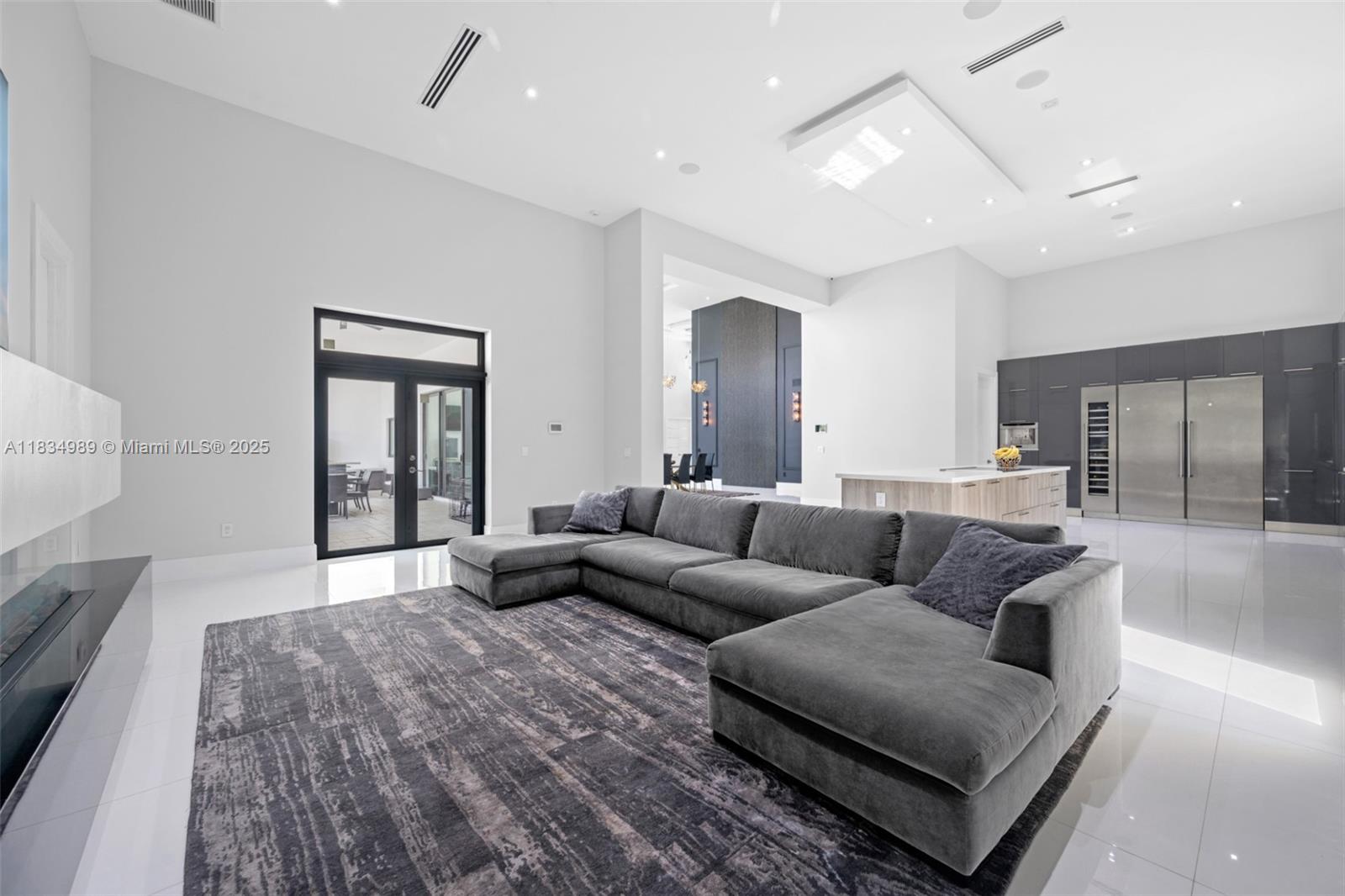 11350 NW 8th St Plantation, FL 33325