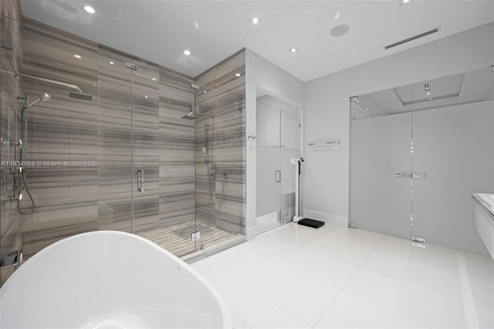 11350 NW 8th St Plantation, FL 33325