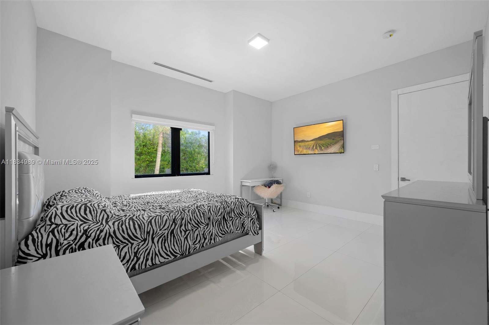 11350 NW 8th St Plantation, FL 33325