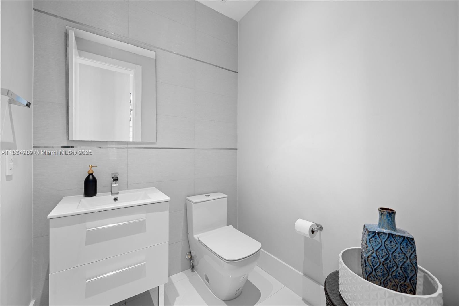 11350 NW 8th St Plantation, FL 33325