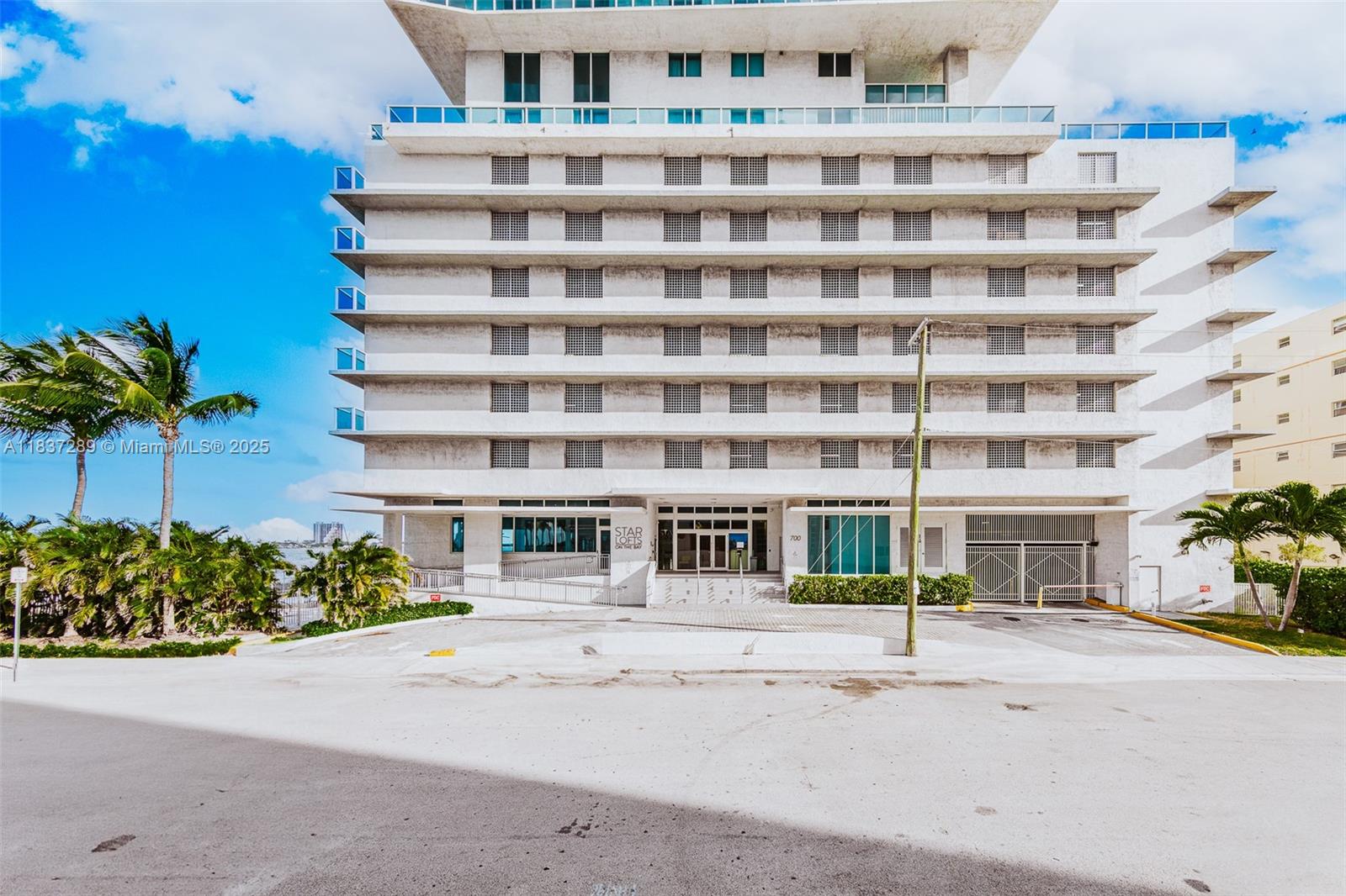 image Star Lofts On The Bay Con25